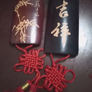 Chinese Asian Carved Wood Red Knots And Tassles Hanging Good Luck Wall Hanging